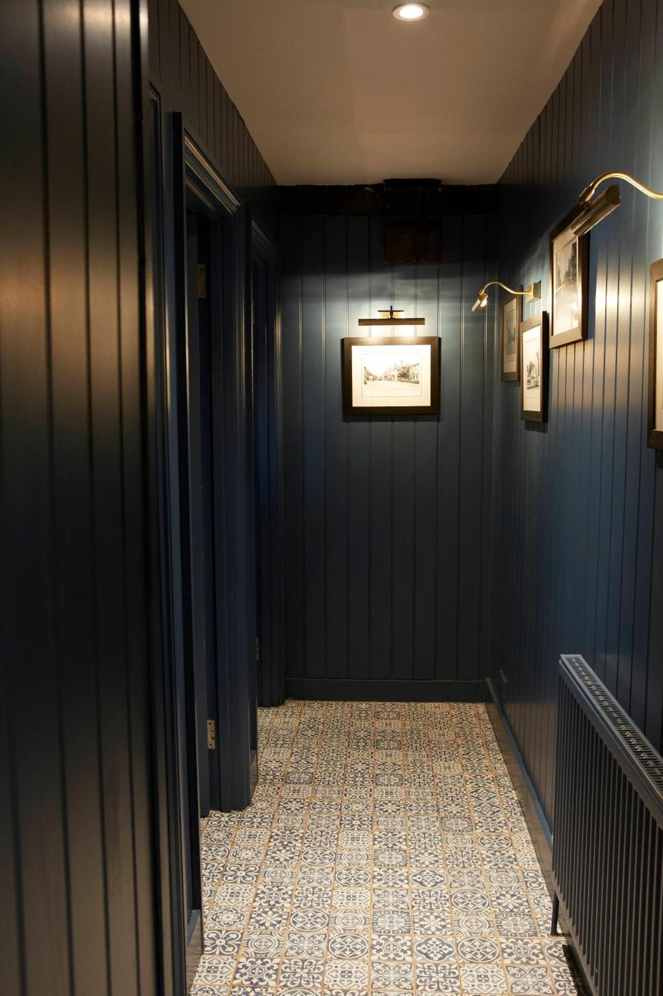 Bel And The Dragon-Kingsclere Hotel Exterior photo