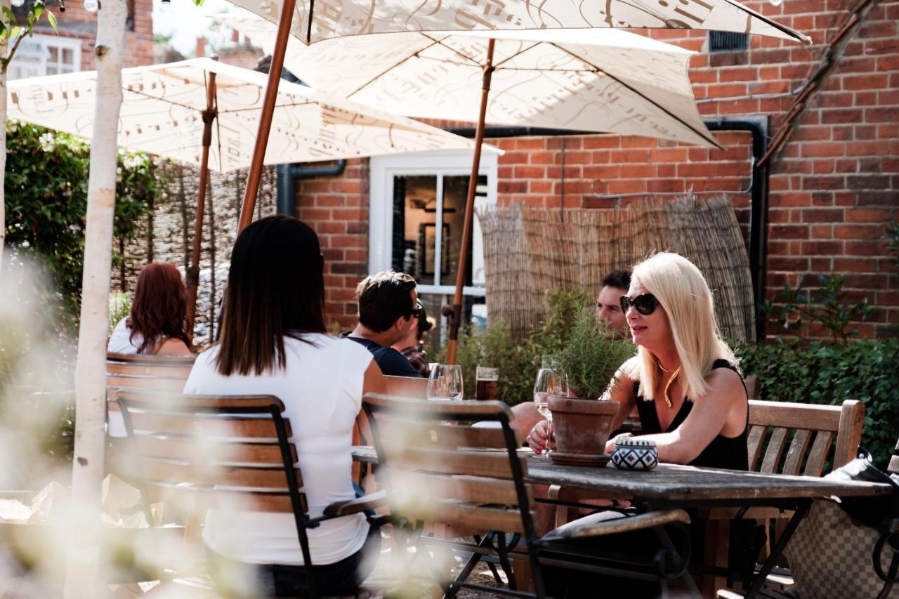 Bel And The Dragon-Kingsclere Hotel Exterior photo